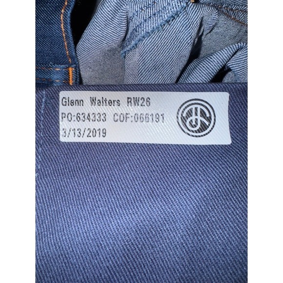 Tom James Blue Delta men's medium wash custom jeans contrast stitching 32" X 33" - Picture 6 of 9